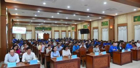 Cuộc thi trực tuyến “Tìm hiểu kiến thức pháp luật” tỉnh Đồng Tháp: “Cánh tay nối dài” lan tỏa pháp luật đến gần dân Cuộc thi trực tuyến “Tìm hiểu kiến thức pháp luật” tỉnh Đồng Tháp: “Cánh tay nối dài” lan tỏa pháp luật đến gần dân